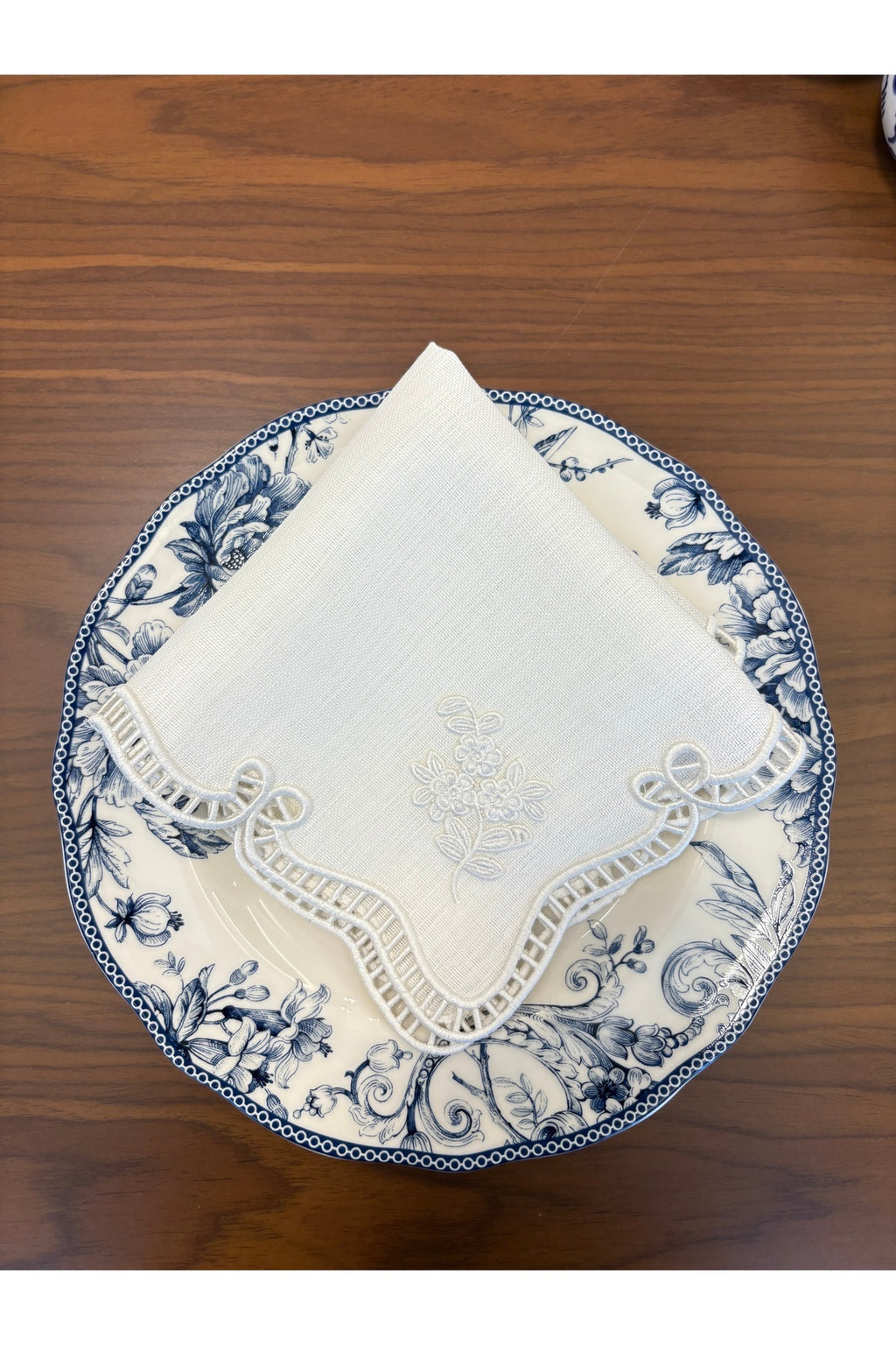 Classy - Yemek Peçetesi Delik İşi