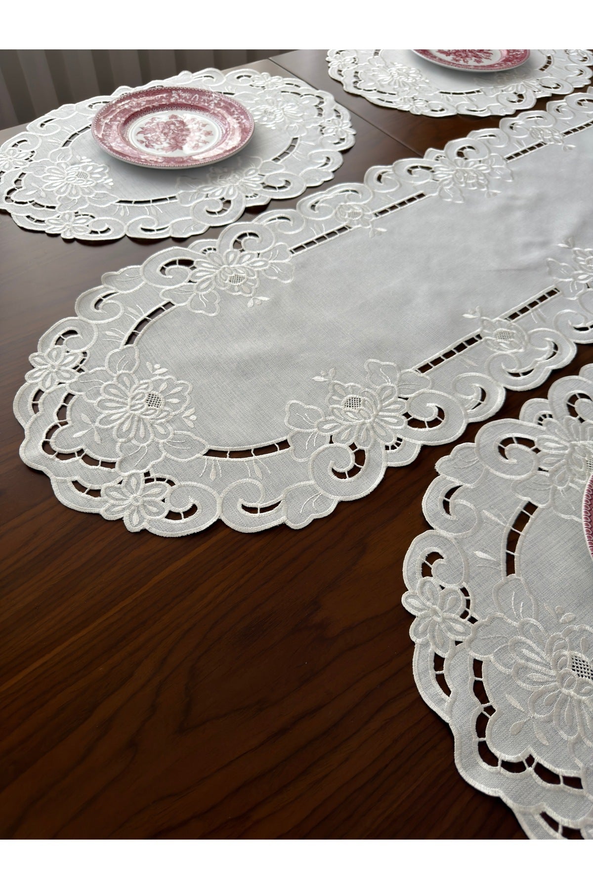 Oval Antika - Runner Delik İşi