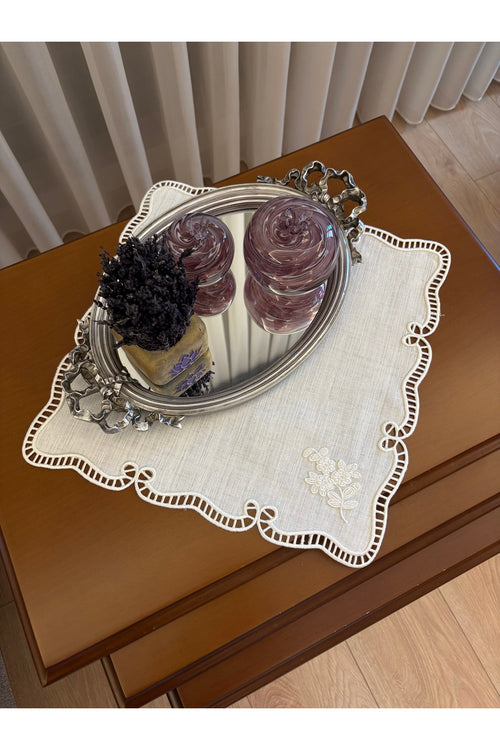 Classy - Yemek Peçetesi Delik İşi