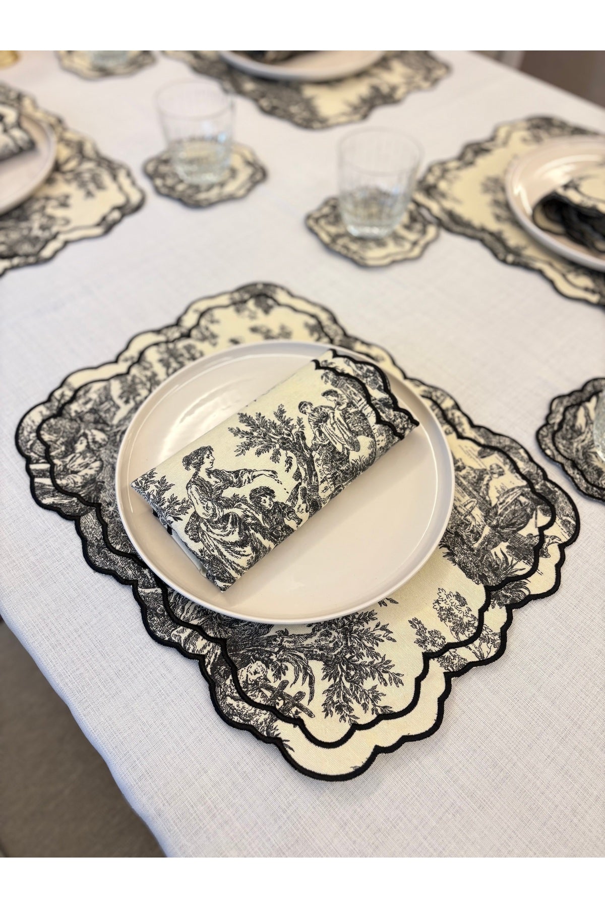 Toile De Jouy - Amerikan Servis