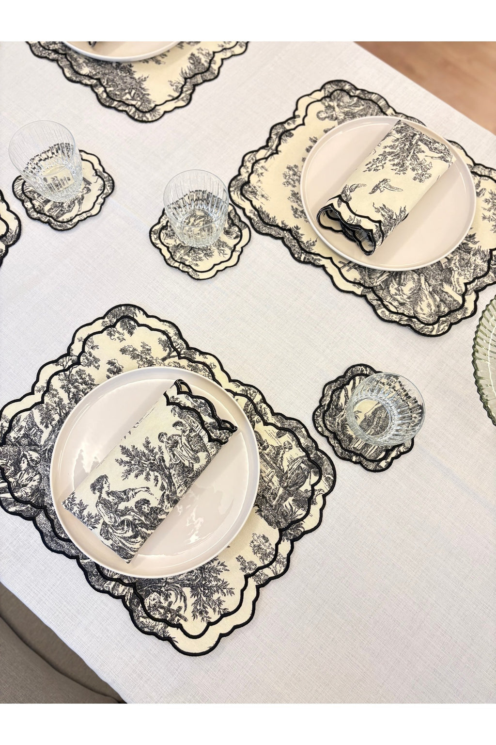 Toile De Jouy - Amerikan Servis