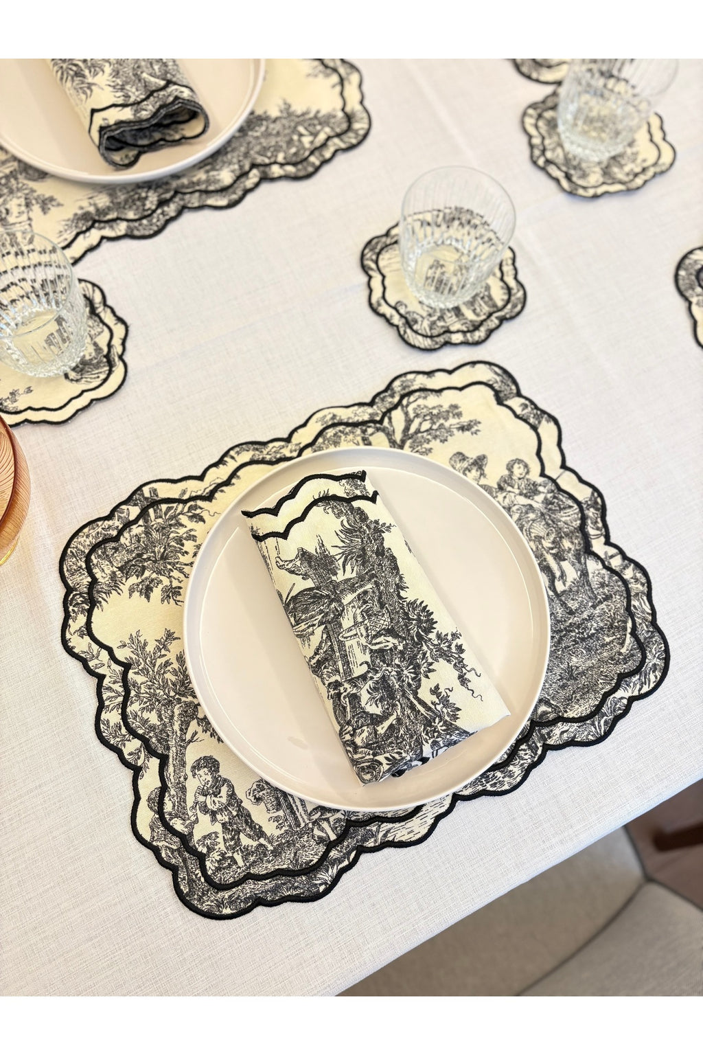 Toile De Jouy - Amerikan Servis